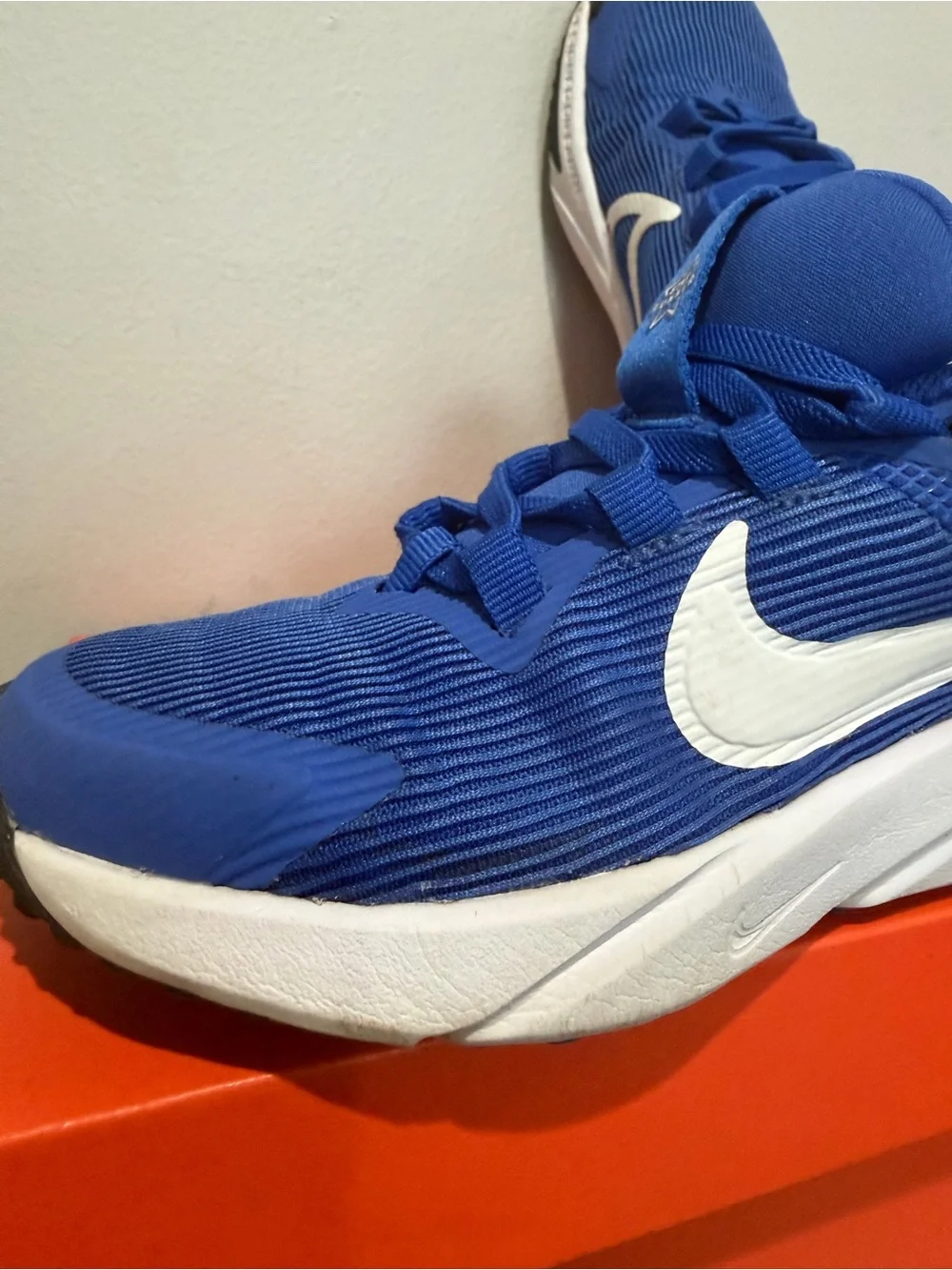 Nike kids star